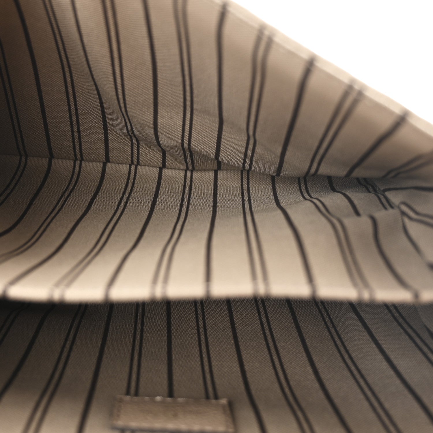 Louis Vuitton Empreinte Pochette Metis Tourterelle 6 of 10