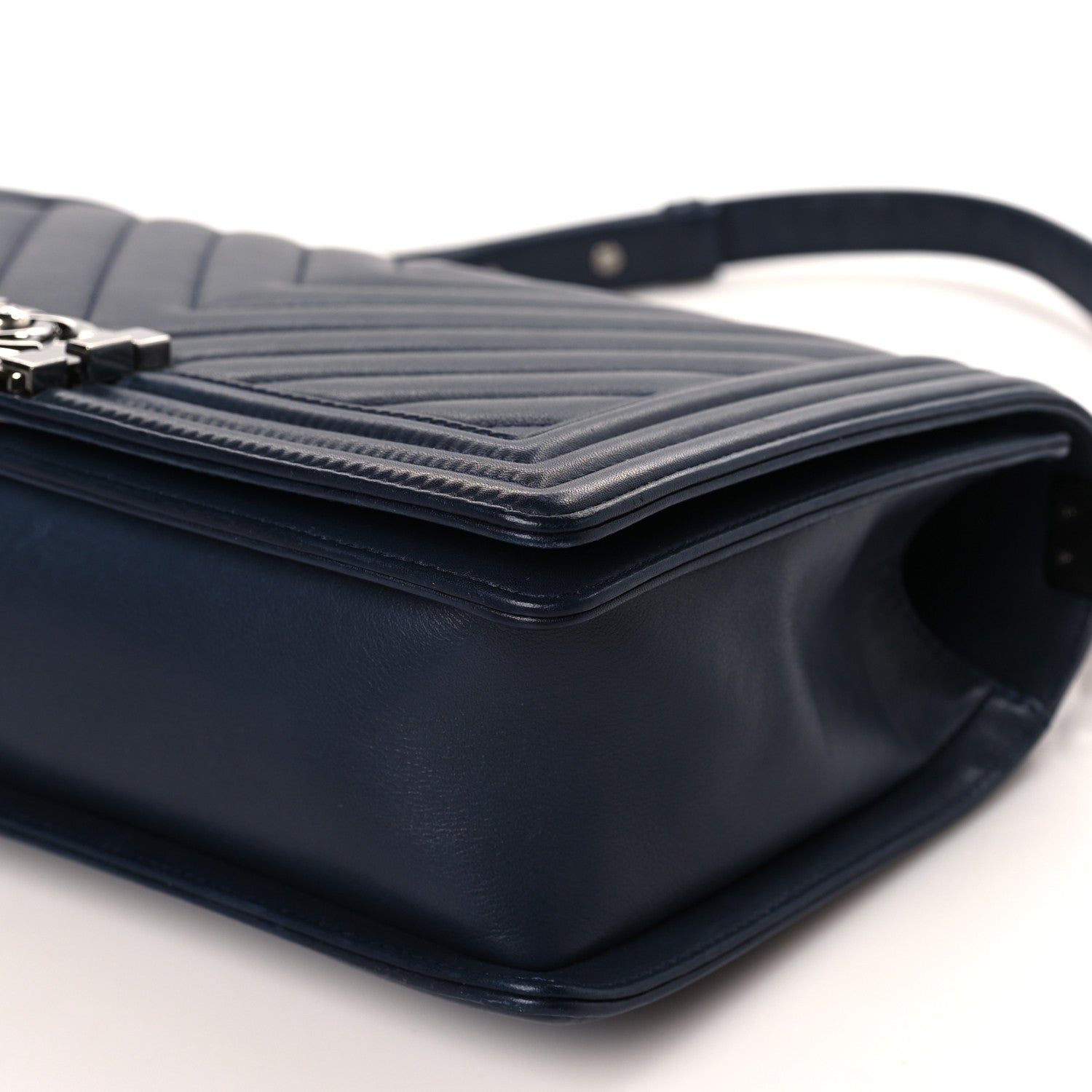 Chanel Calfskin Chevron Quilted New Medium Boy Flap Dark Navy Blue 10 of 10