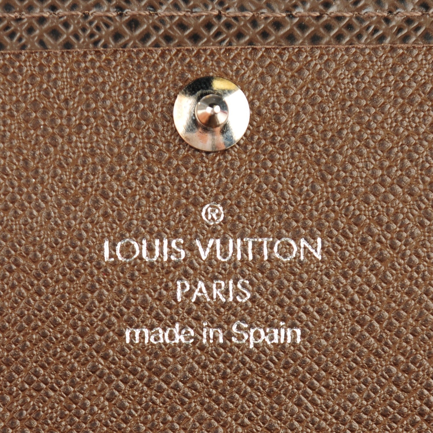 Louis Vuitton Taiga 6 Key Holder Grizzli 6 of 7