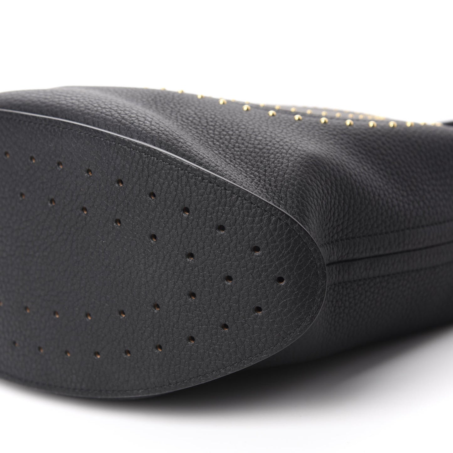 Taurillon Pin Daily Studded Bucket Black