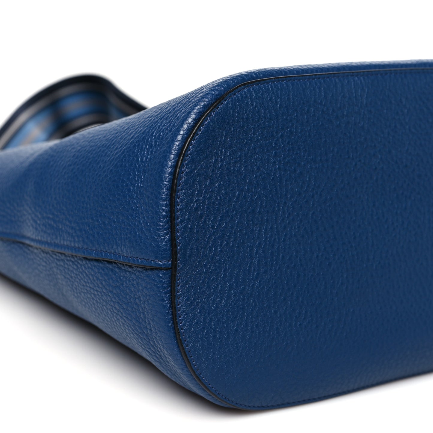 Vitello Phenix Logo Hobo Bluette