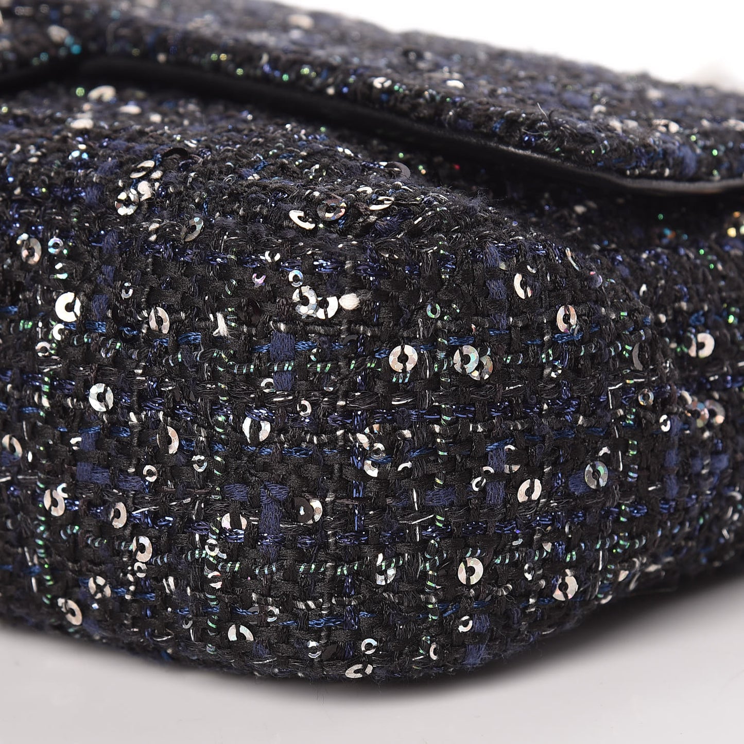 Tweed Medium Pearl Handle Flap Black Ecru
