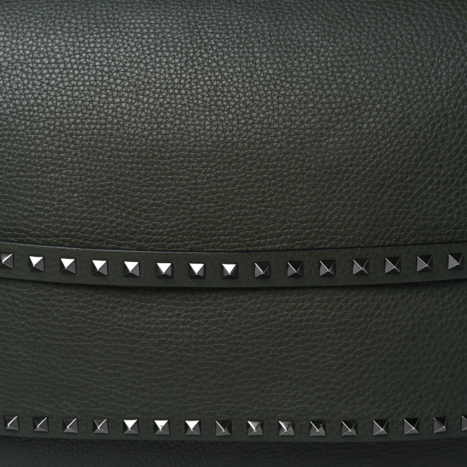 Valentino Garavani Pebbled Calfskin Rockstud Messenger Green 7 of 9