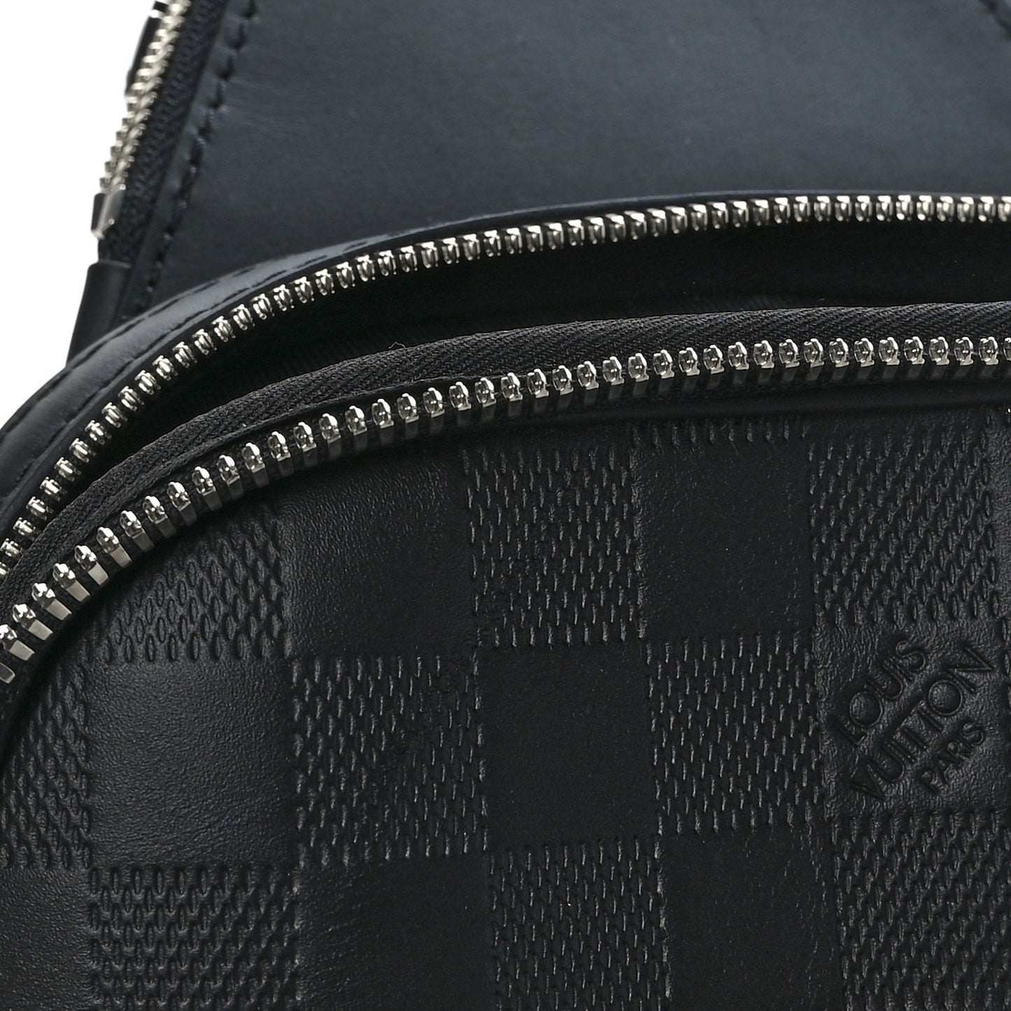Damier Infini Avenue Sling Bag NM Onyx