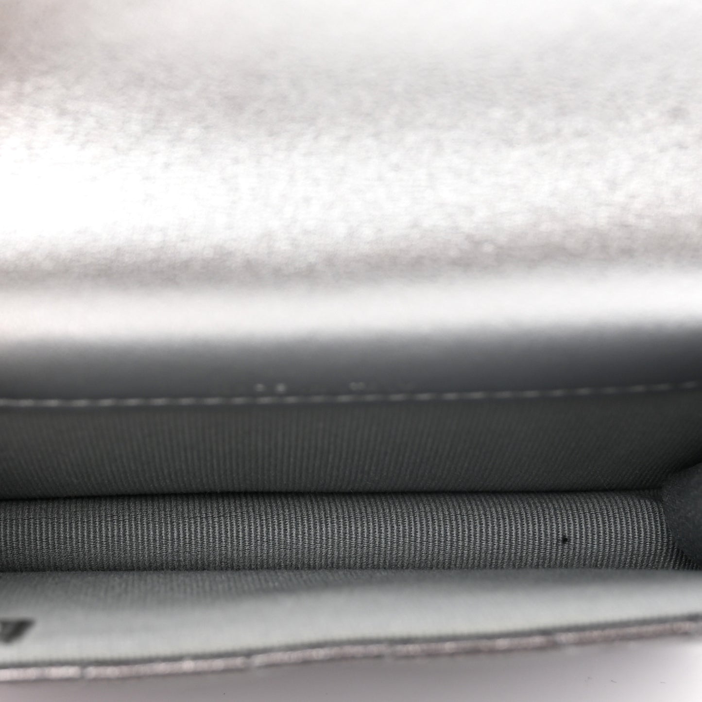 Gradient Metallic Lambskin Quilted Flap Chain Belt Bag Silver Purple