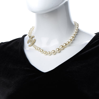 Chanel Graduated Pearl CC Short Necklace Gold 2 of 6