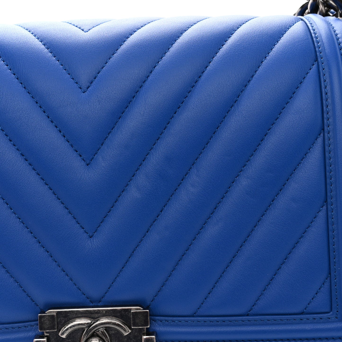 Lambskin Chevron Quilted New Medium Boy Flap Bright Blue