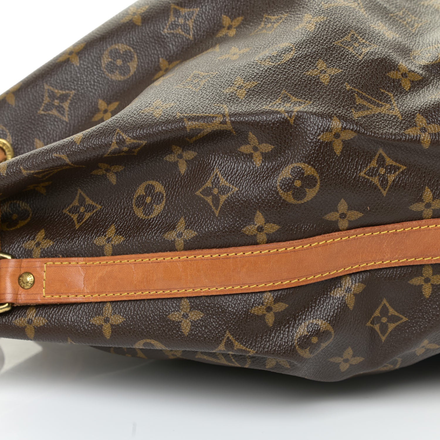 Louis Vuitton Monogram Noe 21 of 22