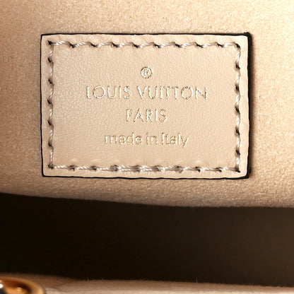 Louis Vuitton Empreinte Monogram Giant Onthego PM Cream Beige 6 of 11