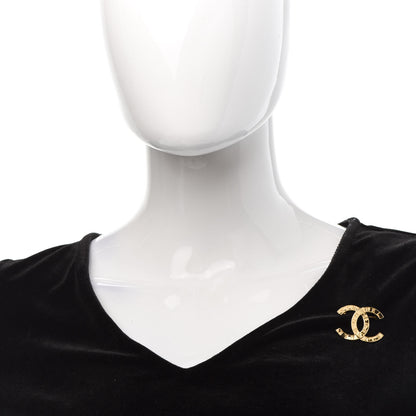 Chanel Metal Paris Button CC Large Brooch Gold 2 of 4