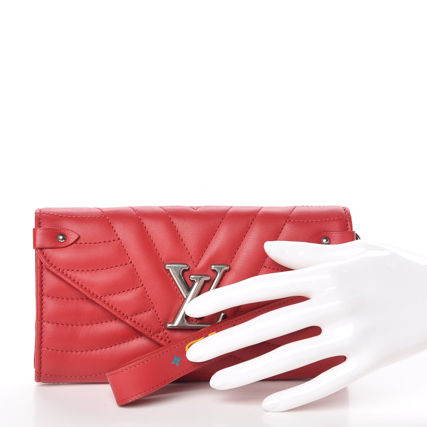 Calfskin New Wave Long Wallet Rouge