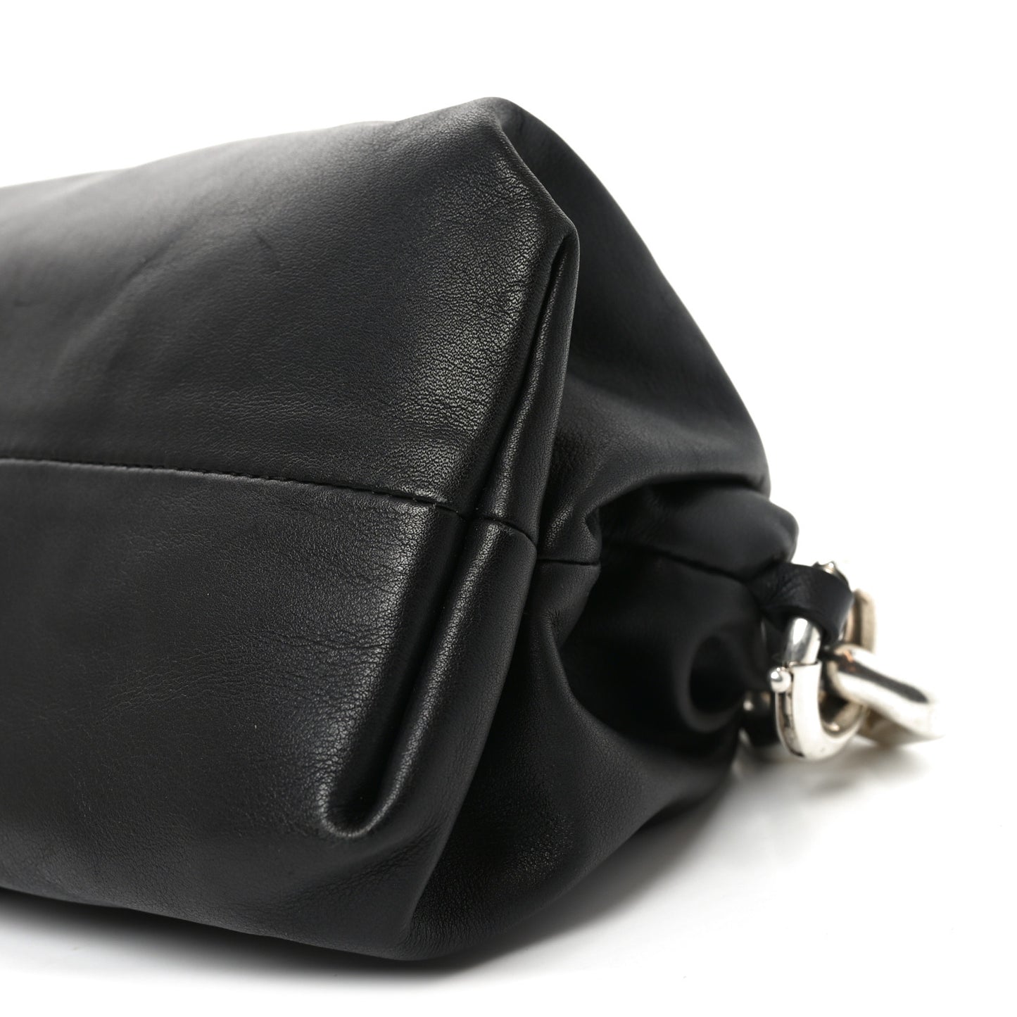 Calfskin The Pouch Chain Black