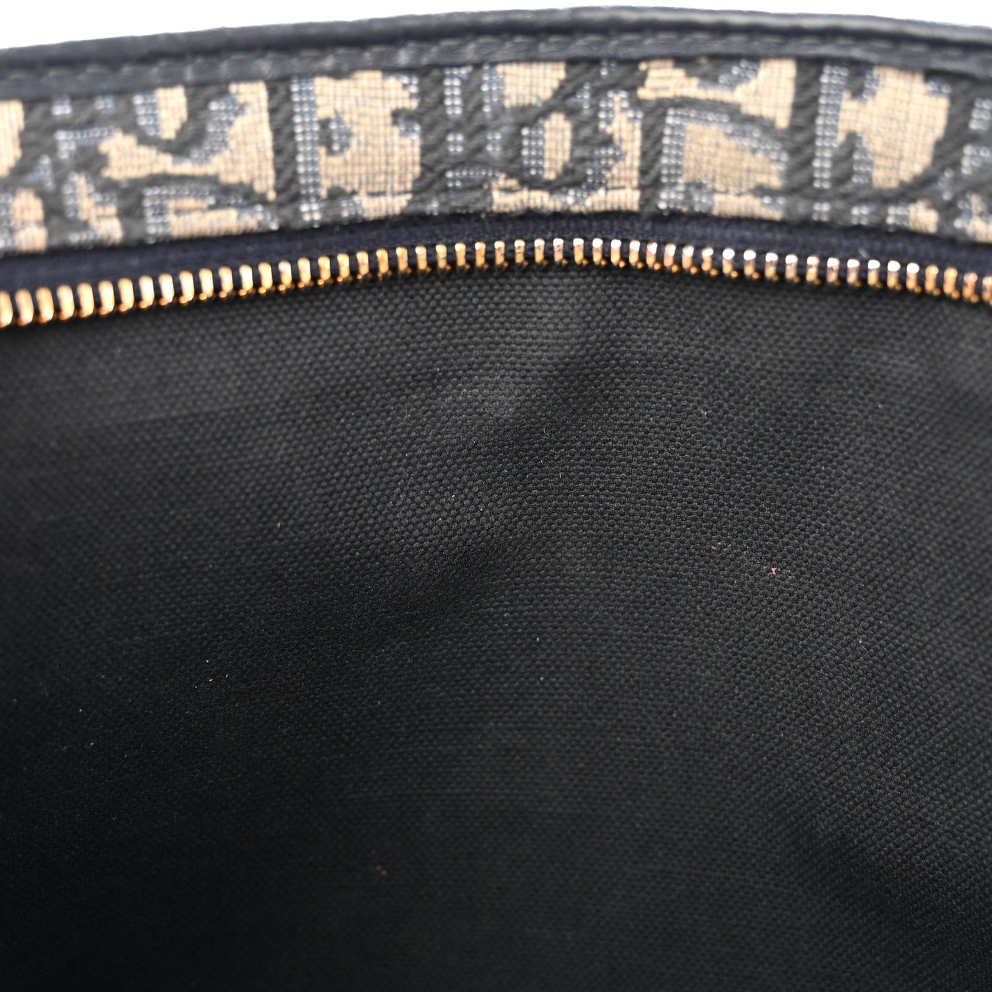 Oblique 30 Montaigne Pouch Blue