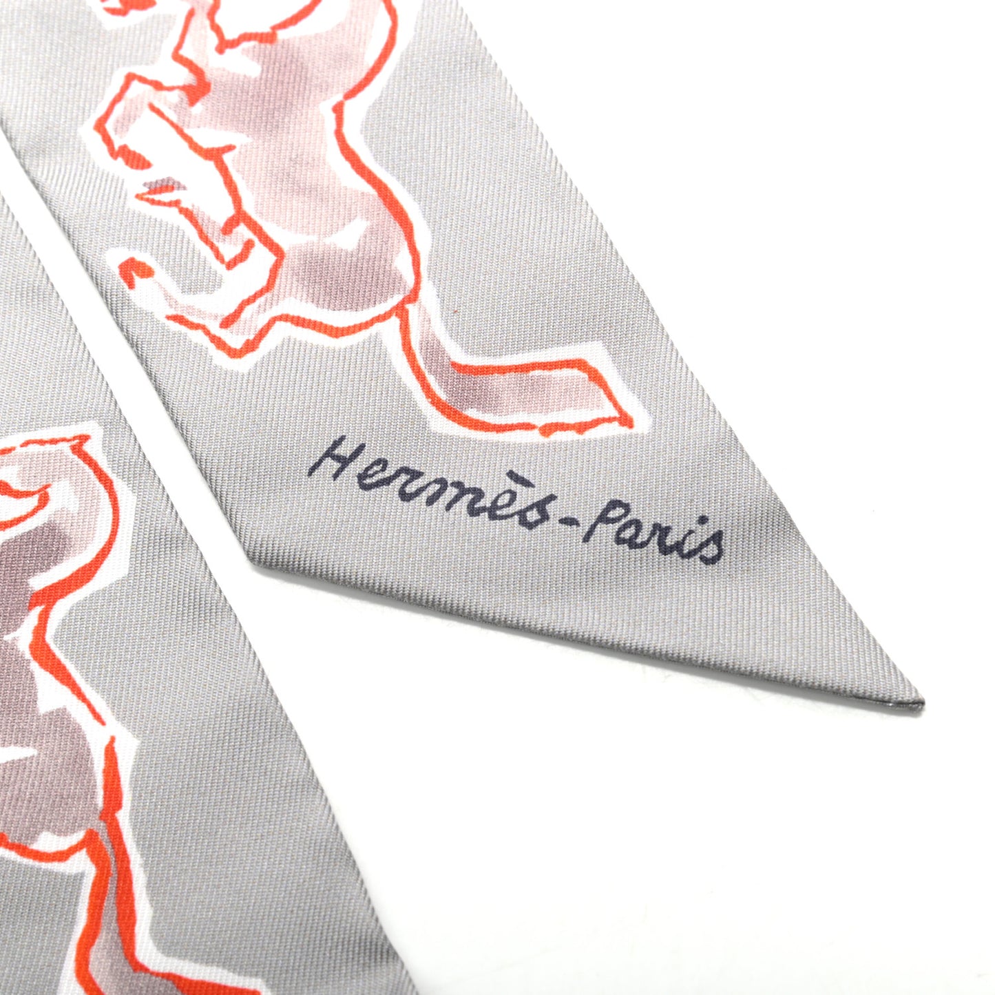 Silk Chevaux En Liberte Twilly Gris Perle Rouge White