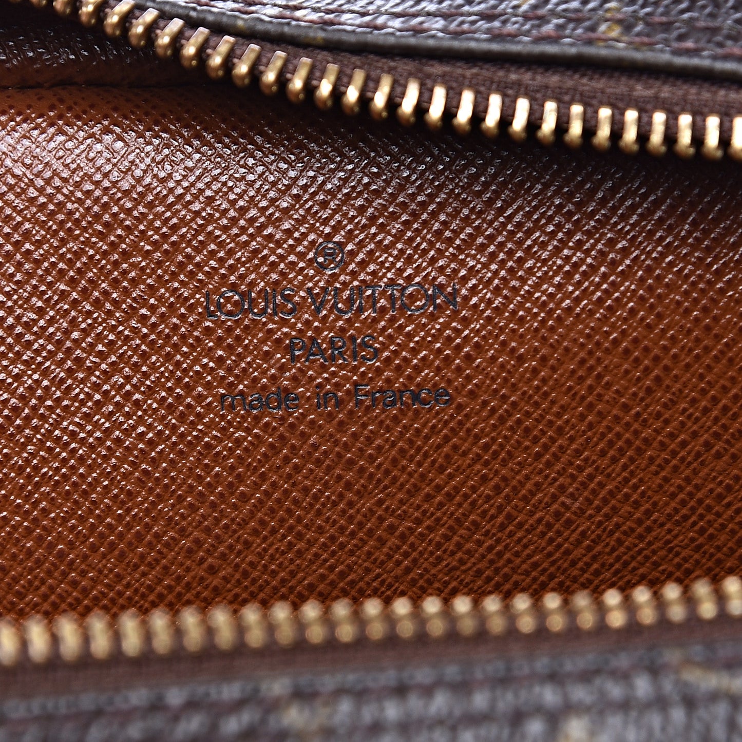 Monogram Amazone