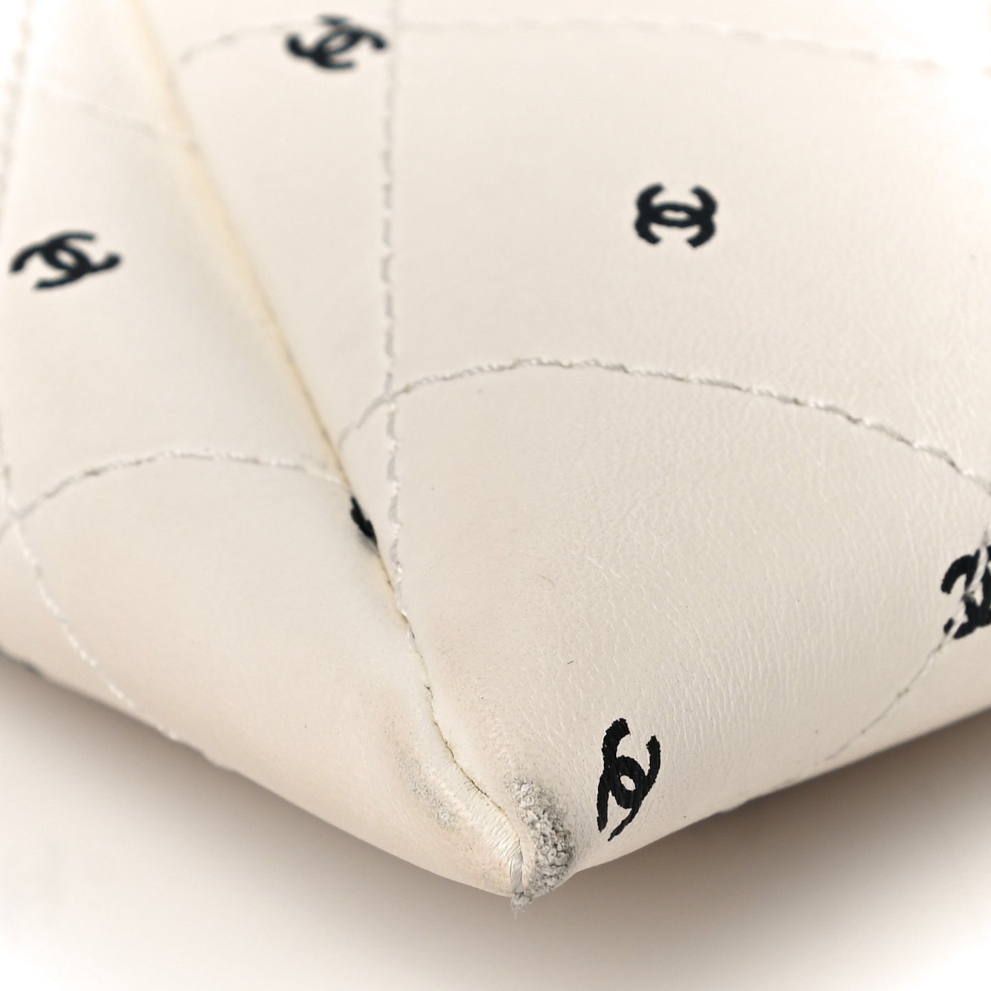 Printed Lambskin Logo CC Envelope Clutch With Chain White