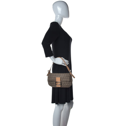 Fendi Zucchino Baguette Beige 2 of 15