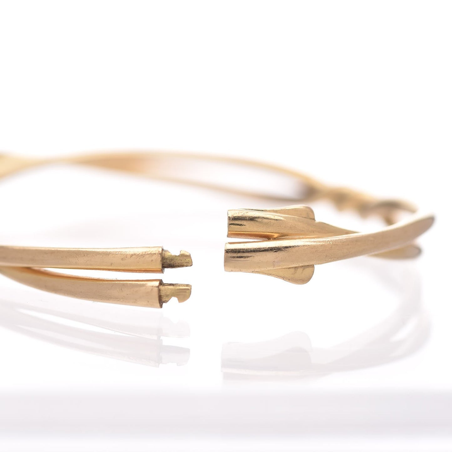 18K Yellow Gold Continuance Center Twist Bracelet