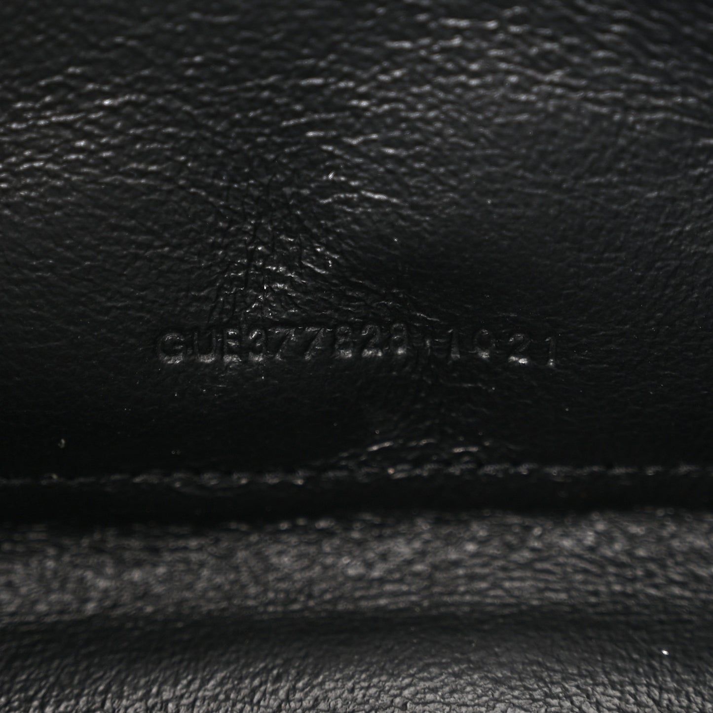 Grain De Poudre Matelasse Chevron Monogram Monochrome Chain Wallet Black