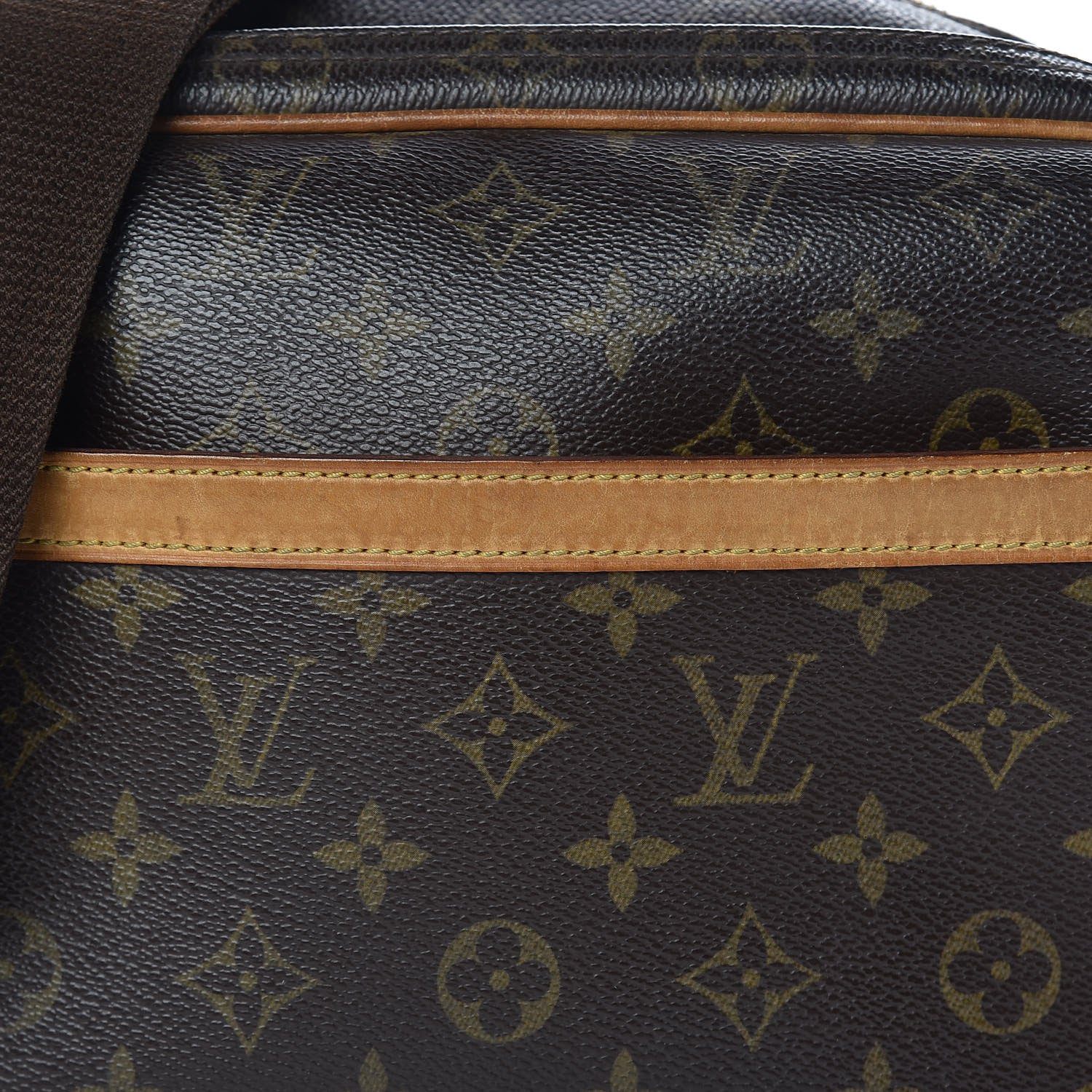 Louis Vuitton Monogram Reporter PM 23 of 23