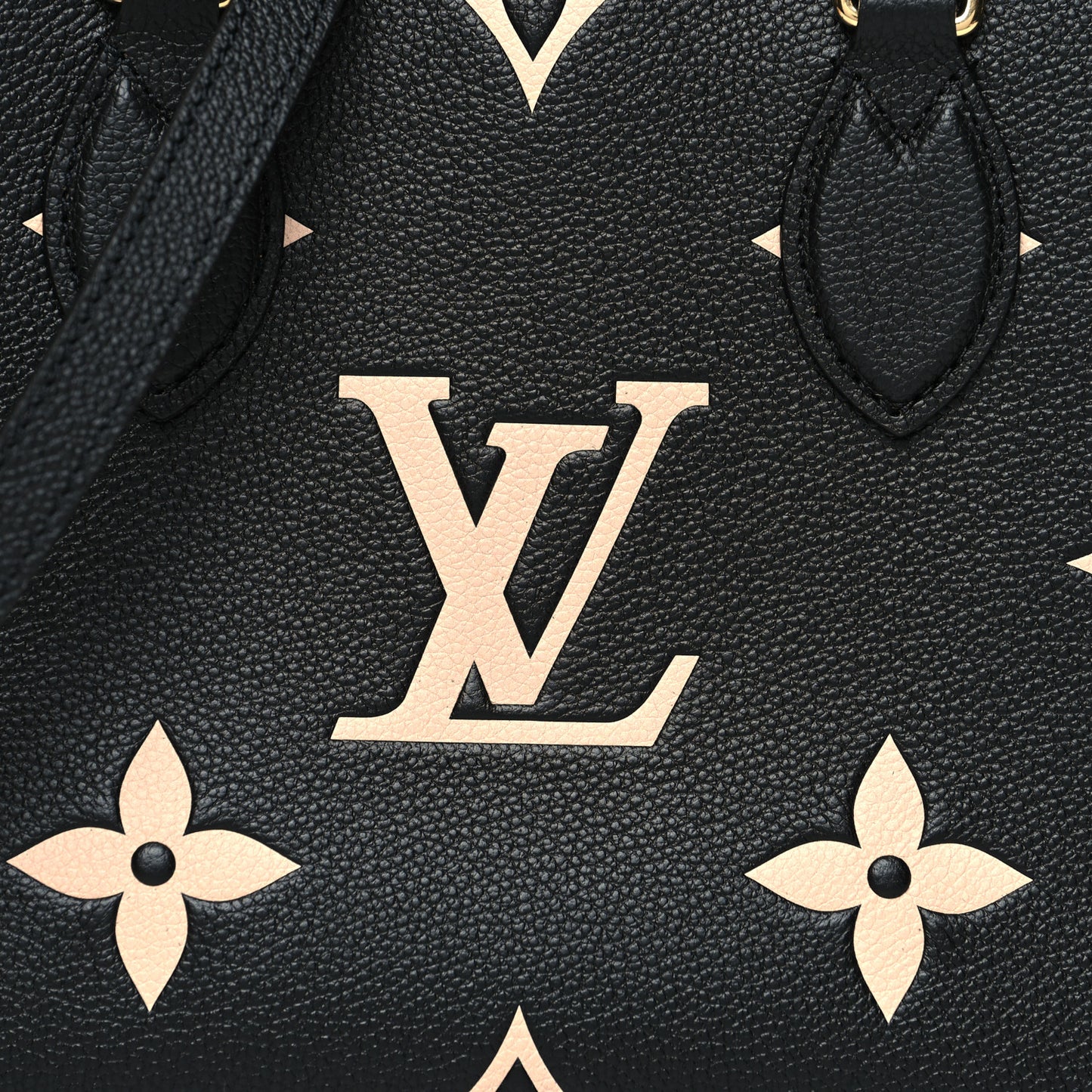 Empreinte Monogram Giant Onthego PM Black Beige