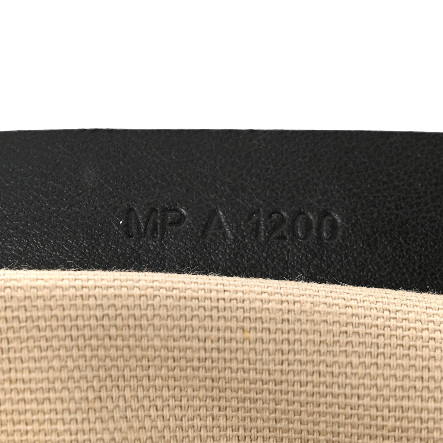 Smooth Calfskin Chains Small Antigona Black