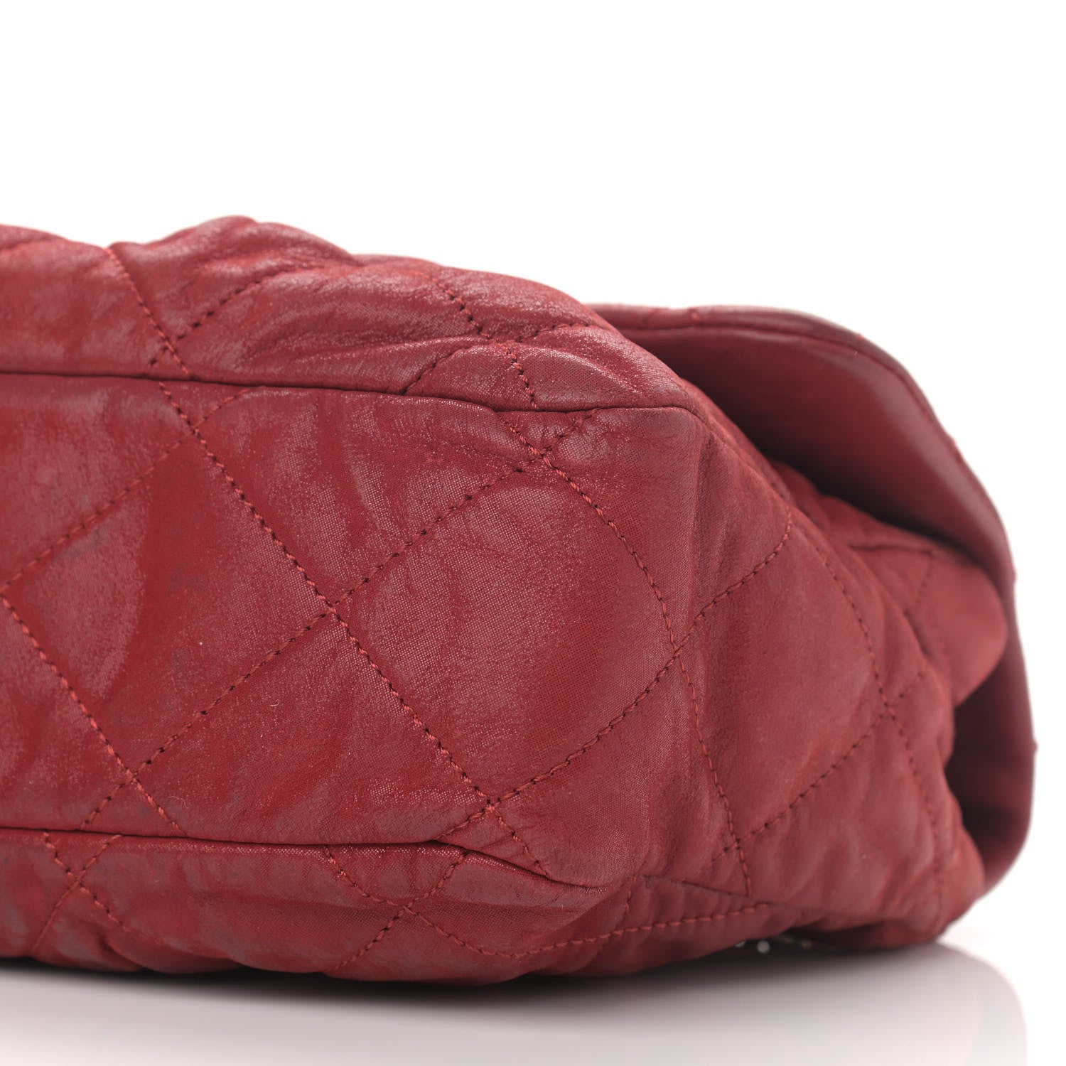 Chanel Iridescent Calfskin Large Chic Quilt Flap Red 10 of 11