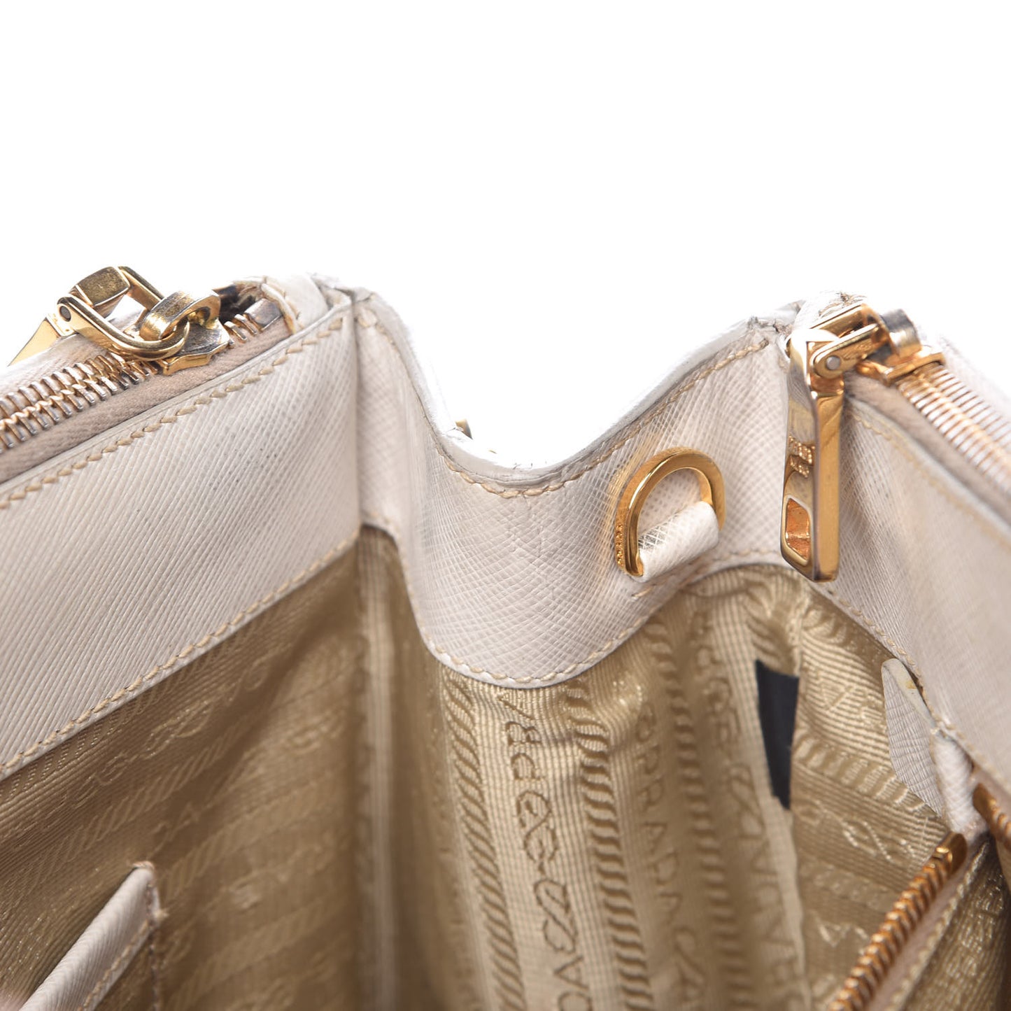 Saffiano Medium Galleria Double Zip Tote Talco