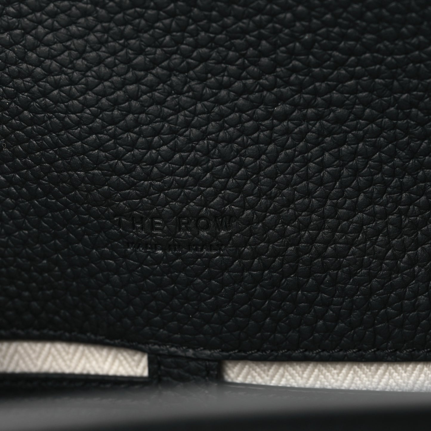 Matte Grained Calfskin Soft Margaux 12 Black