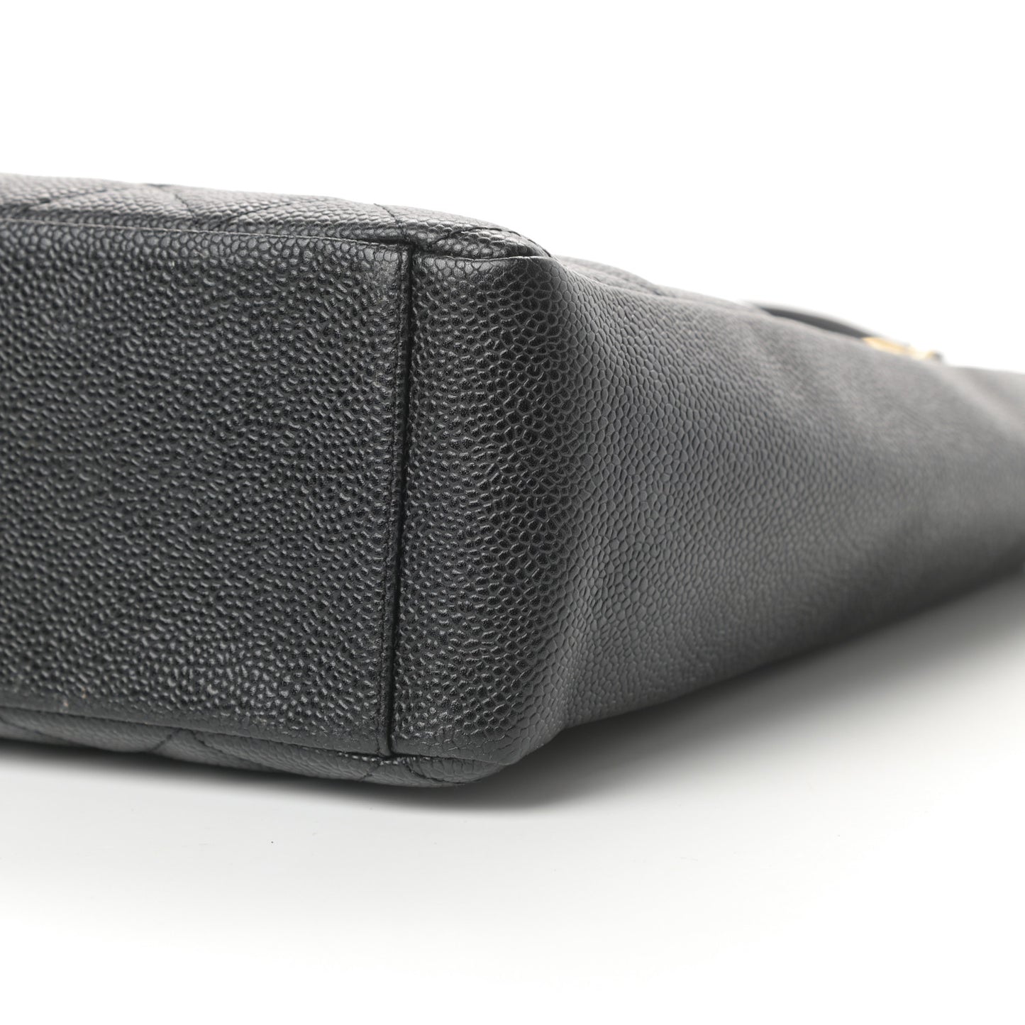 Caviar Quilted Petit Shopping Tote PST Black
