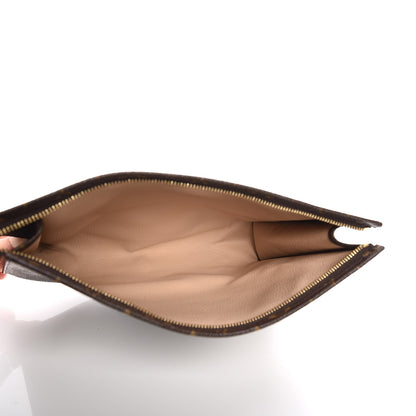 Louis Vuitton Monogram Toiletry Pouch 26 5 of 8