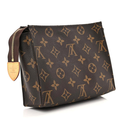 Louis Vuitton Monogram Toiletry Pouch 19 4 of 26