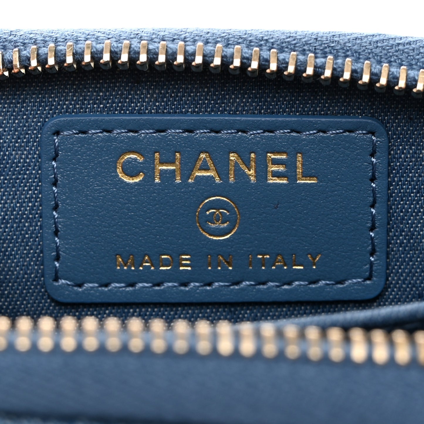 Denim Quilted CC Pearl Crush Zip Card Holder On Chain Blue