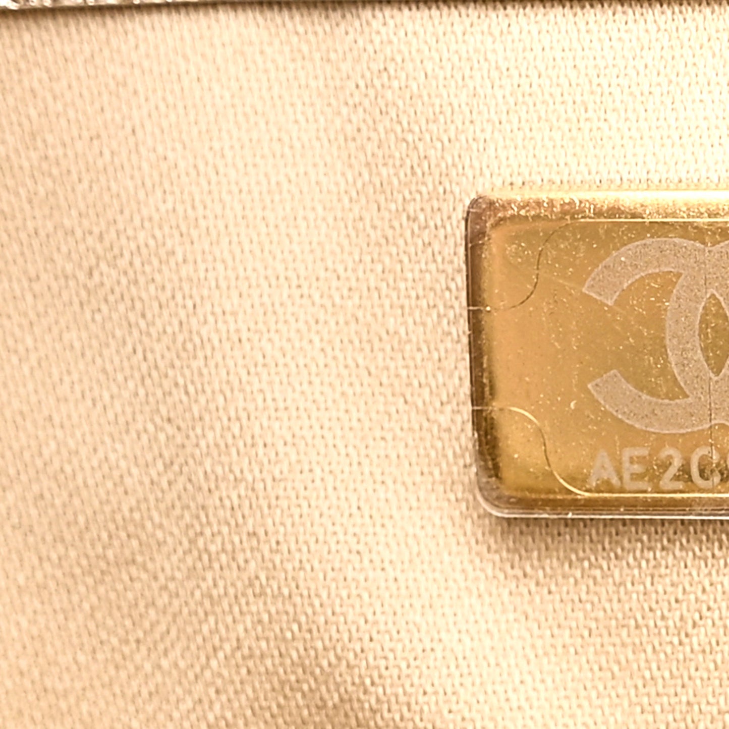 Metallic Caviar Quilted Small Chanel 25 Hobo Gold