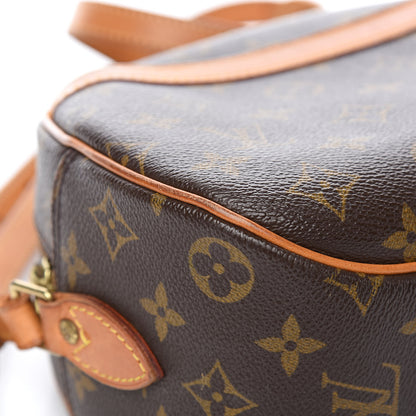 Louis Vuitton Monogram Blois 9 of 13