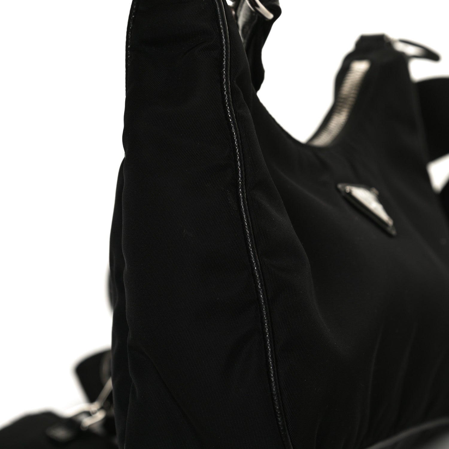 Prada Nylon Re-Edition 2005 Shoulder Bag Black 14 of 15