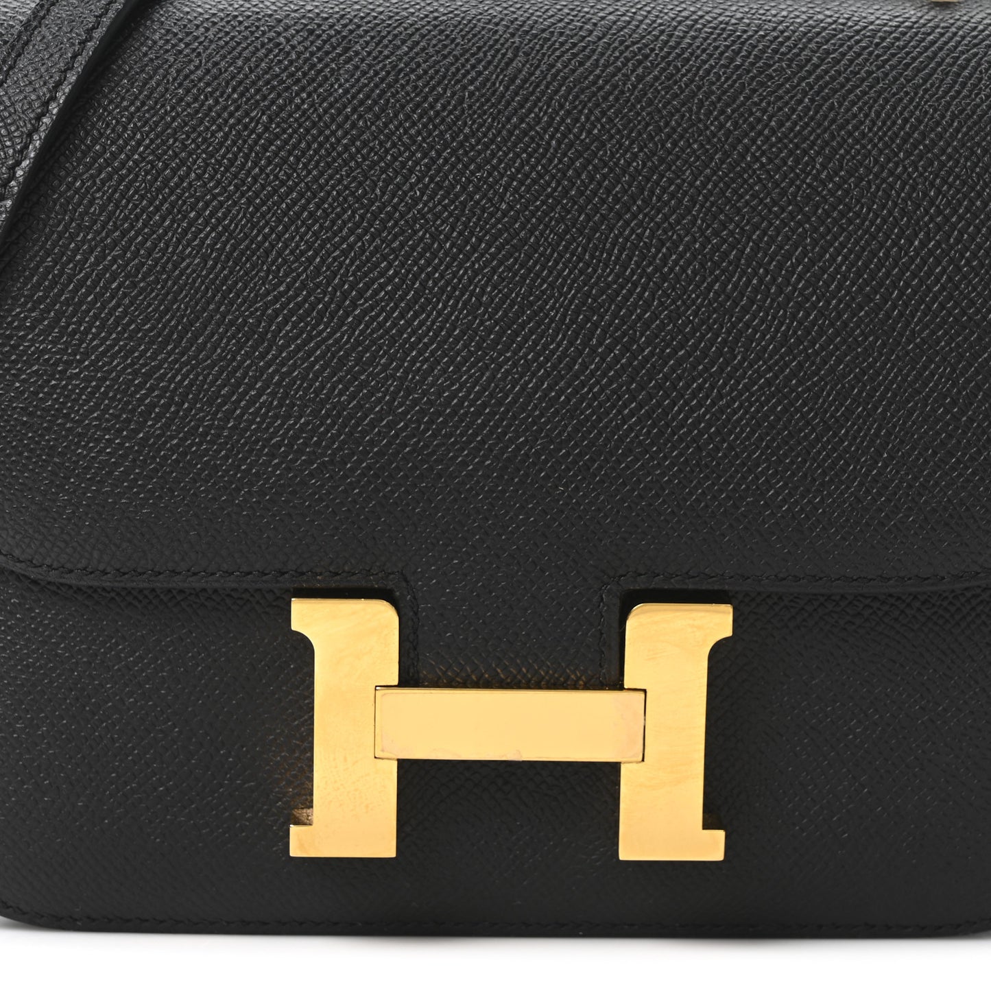 Epsom Constance 18 Black