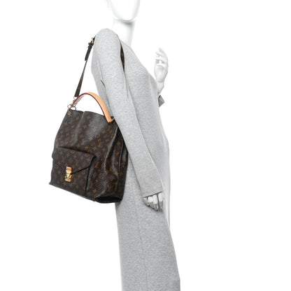 Louis Vuitton Monogram Metis 2 of 14