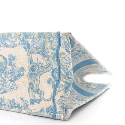Christian Dior Canvas Embroidered Medium Dioriviera Toile De Jouy Book Tote Light Blue 10 of 14