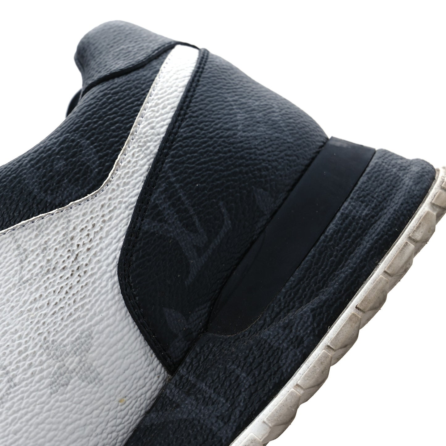 Monogram Mix Mens Run Away Sneakers 9