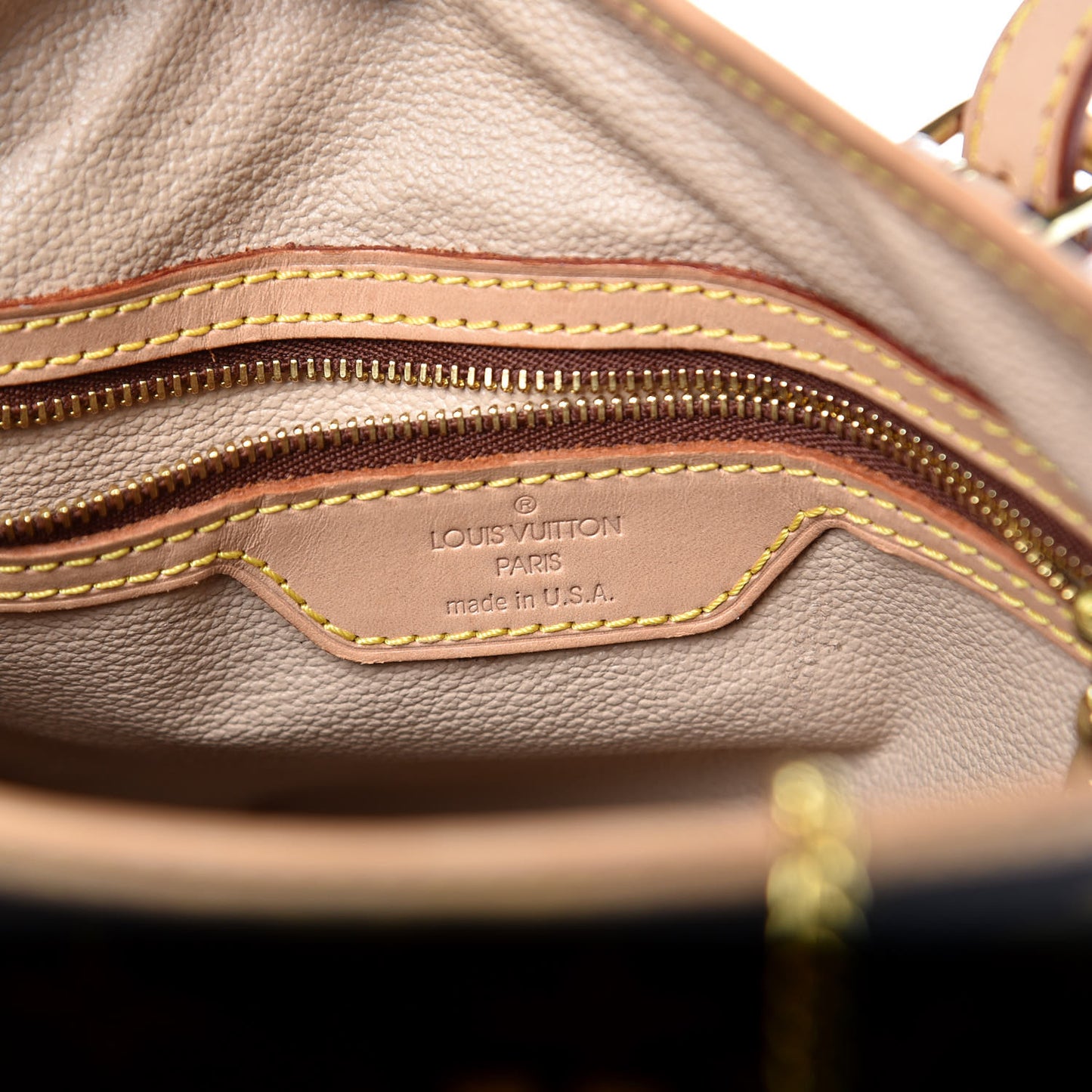 Monogram Petit Bucket 23