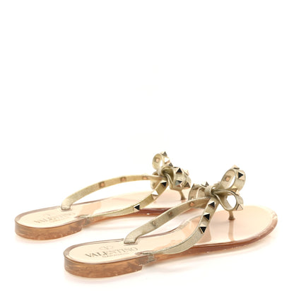 Valentino Garavani PVC Jelly Glitter Rockstud Bow Thong Sandals 39 Oro 4 of 8
