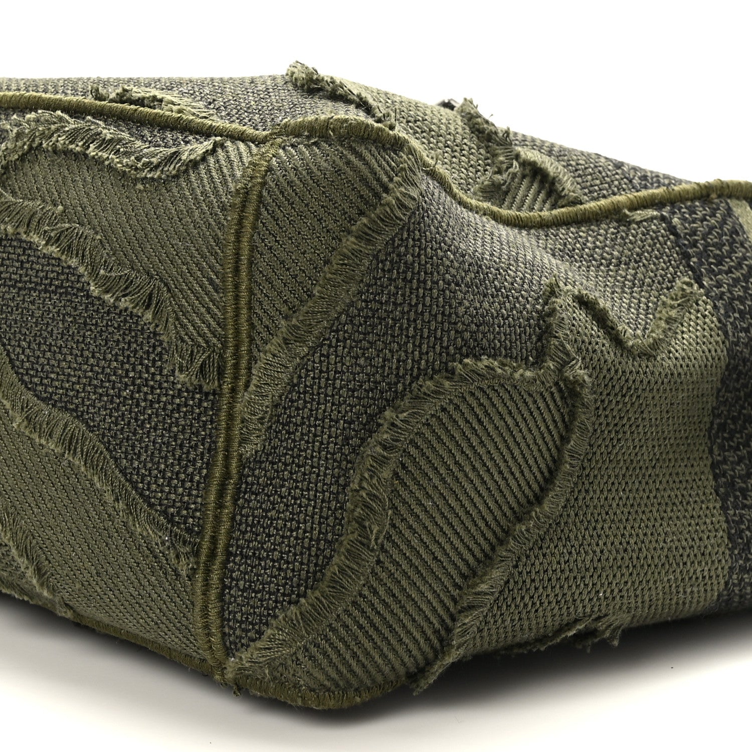 Christian Dior Canvas Embroidered Camouflage Diorcamp Messenger Green 9 of 10