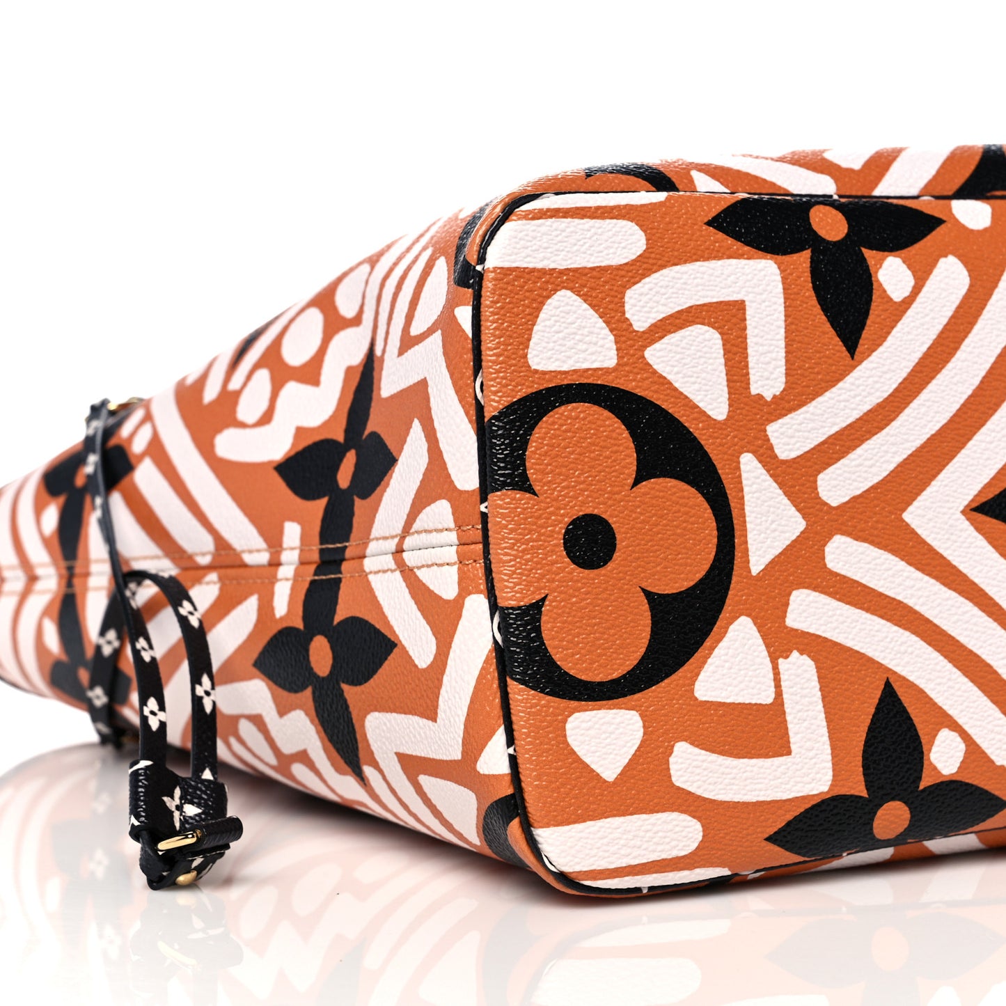 Monogram Giant Crafty Neverfull MM Creme Caramel