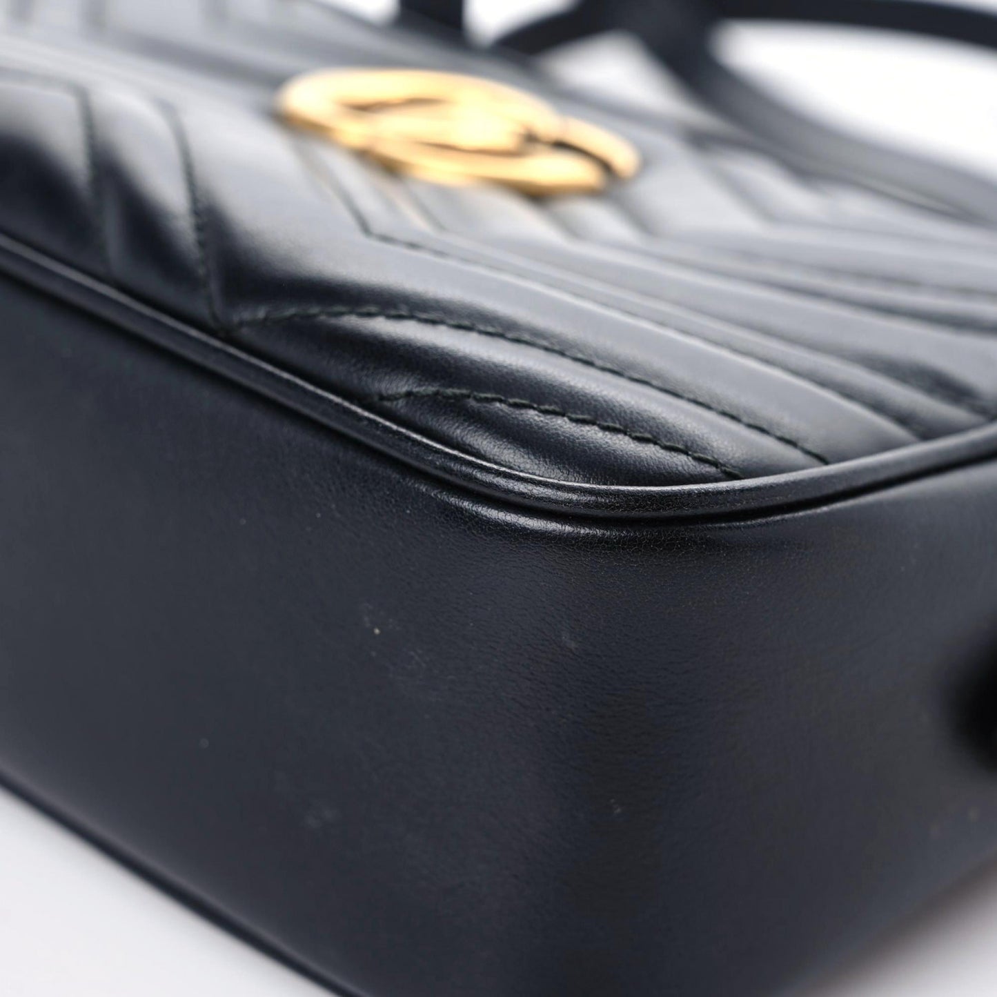 Calfskin Matelasse Small GG Marmont Chain Shoulder Bag Black