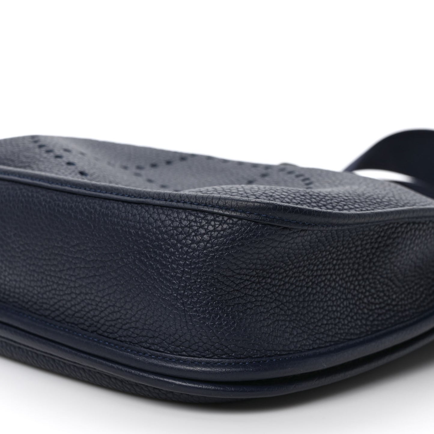 Taurillon Clemence Evelyne III PM Bleu Nuit