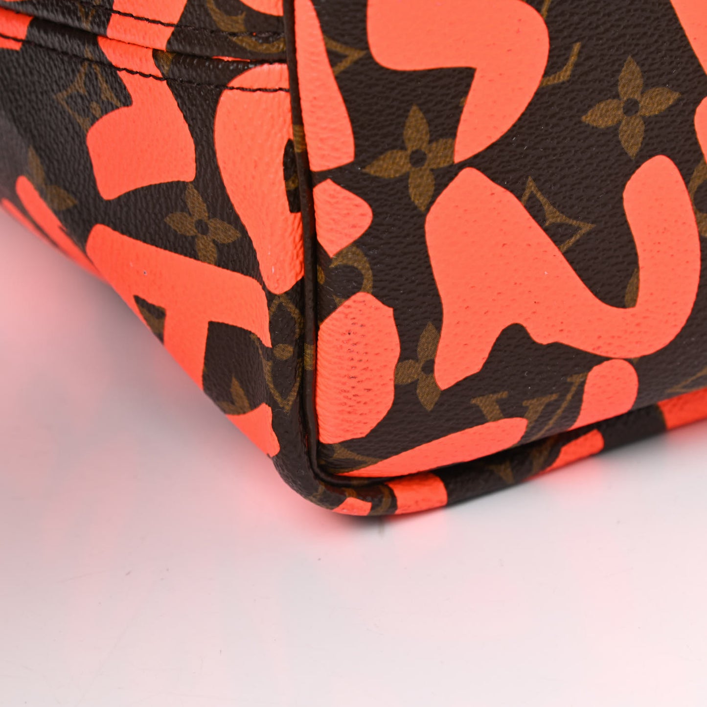 Monogram Graffiti Neverfull GM Orange