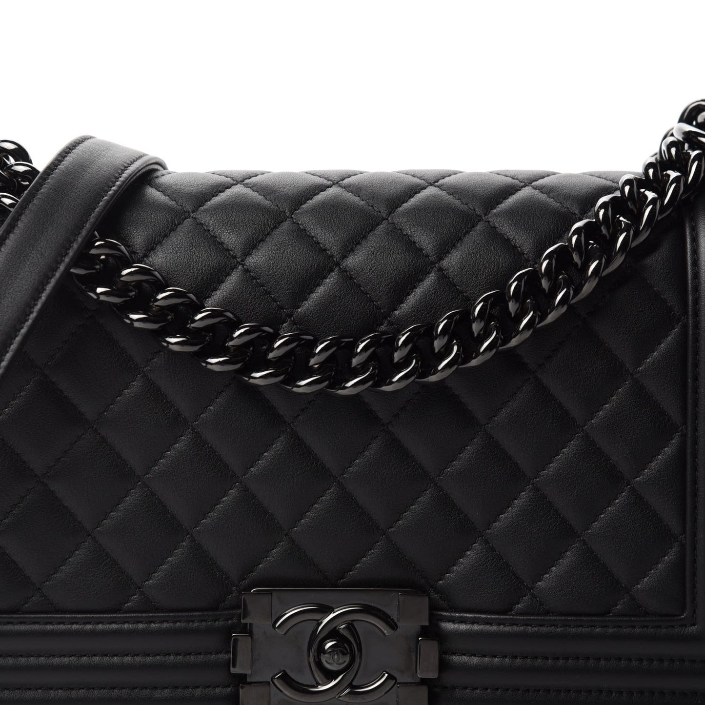 Calfskin Quilted Medium Boy Flap So Black