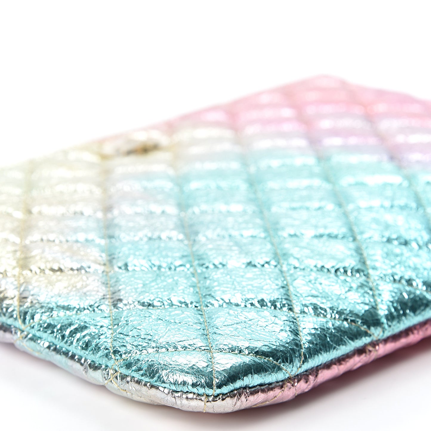 Metallic Goatskin Quilted Medium 2.55 Reissue Cosmetic Case Multicolor