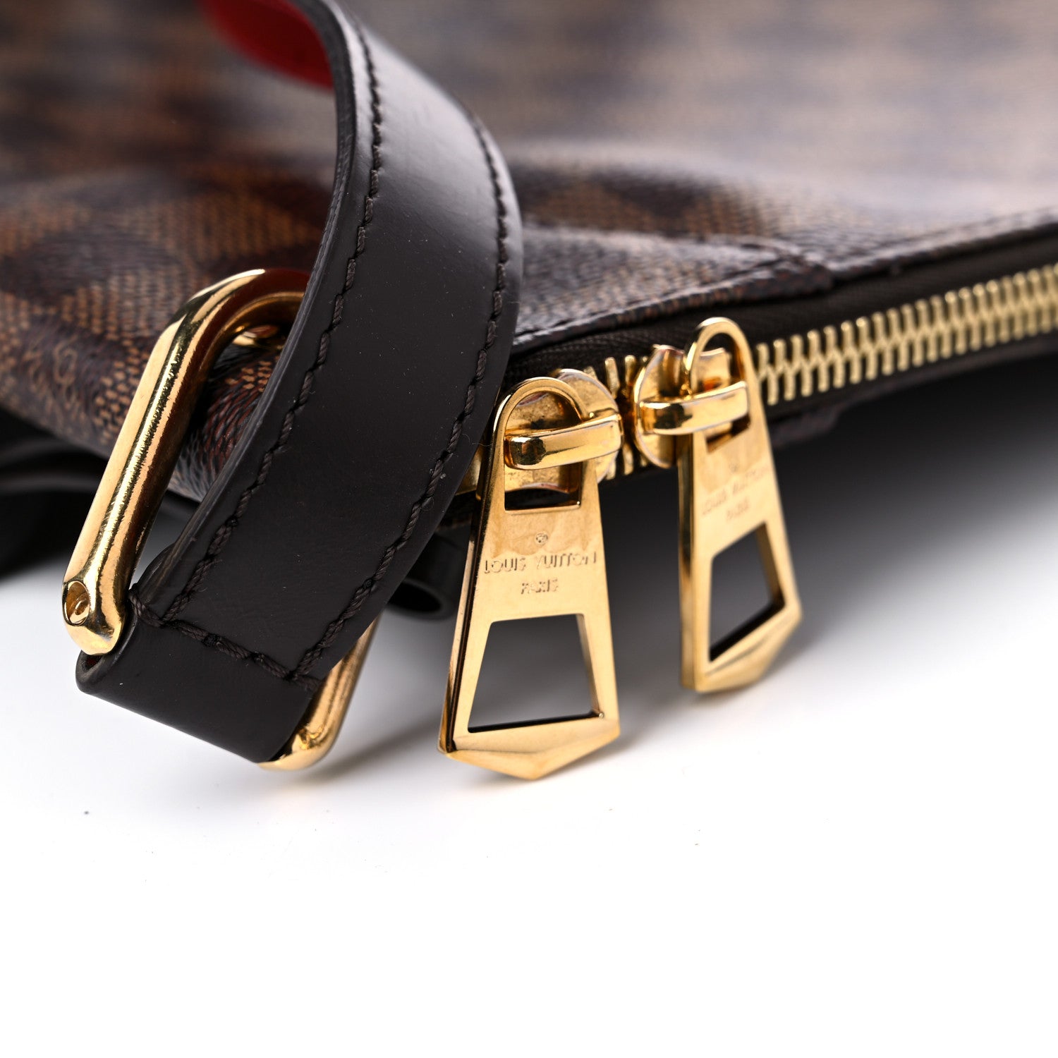Louis Vuitton Damier Ebene South Bank Besace 13 of 14